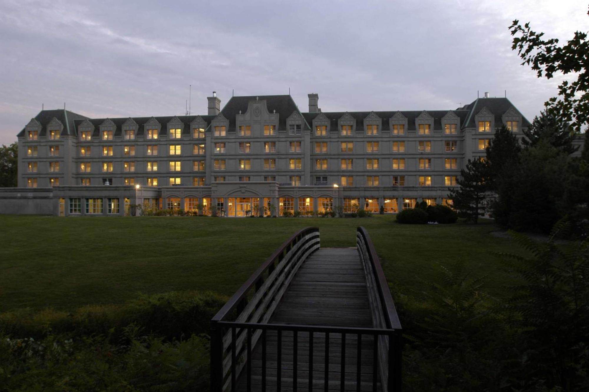 Hilton Pearl River Exterior photo