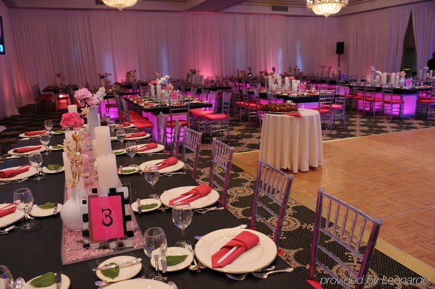 Hilton Pearl River Restaurant photo